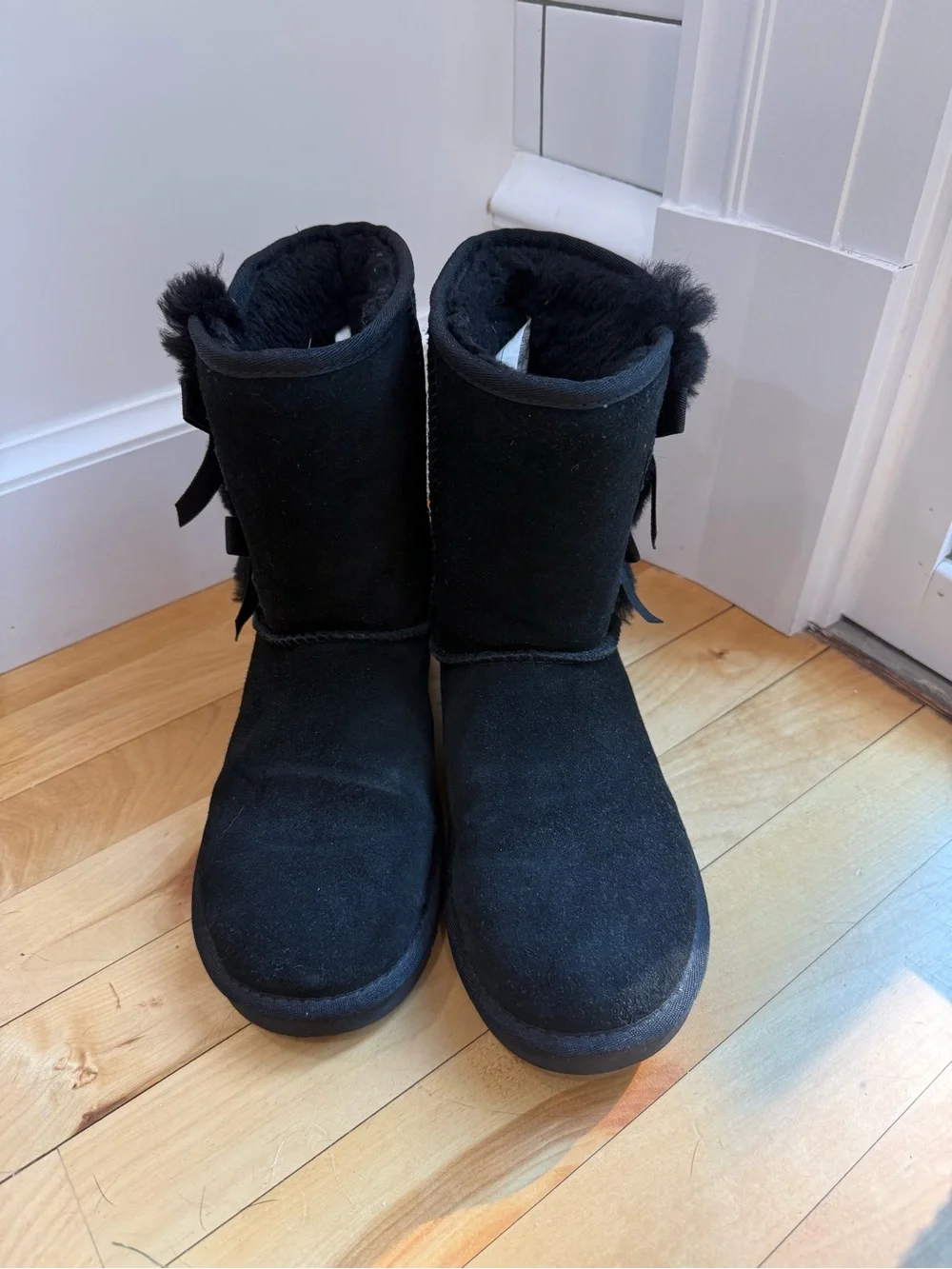 Koolaburra Black Suede Mid-Calf Boots with Side Bows and Shearling